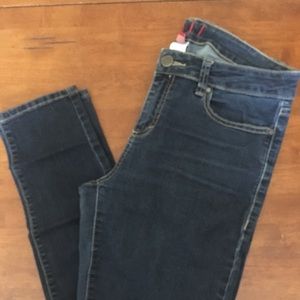 Elle Skinny Jeans